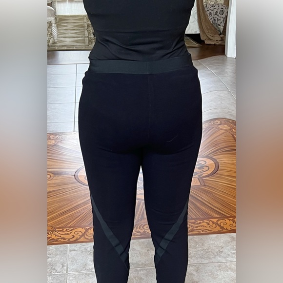 NEW BCBG MAX AZRIA BLACK TRAVIS ELASTIC Faux Leather TRIM Leggings SzLarge NWOT - Picture 4 of 8